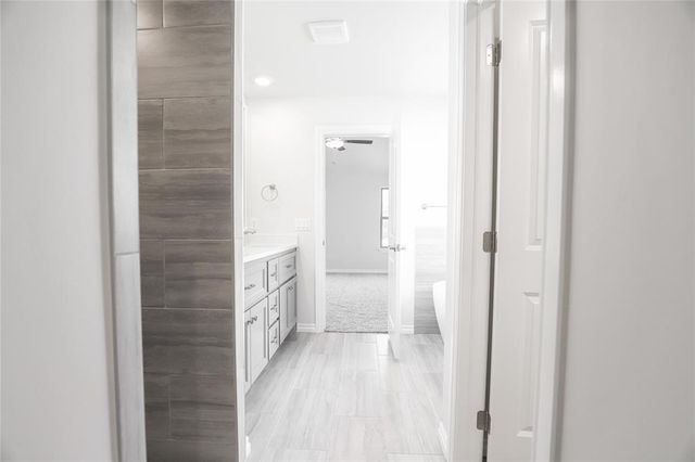 805 Westfall Drive, Choctaw, OK 73020