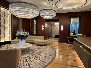 900 W Olympic Boulevard 41F, Los Angeles, CA 90015