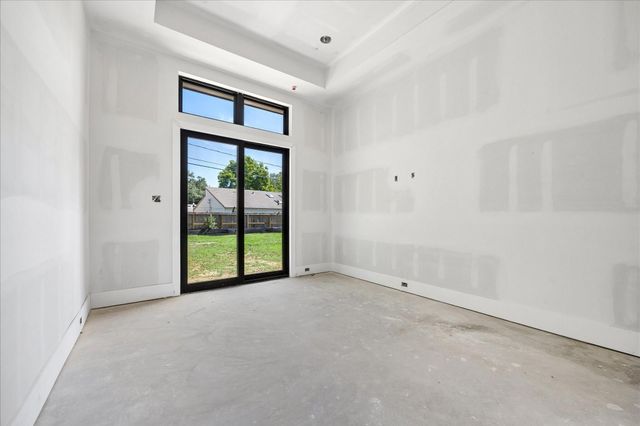 9050 Elizabeth Road, Houston, TX 77055