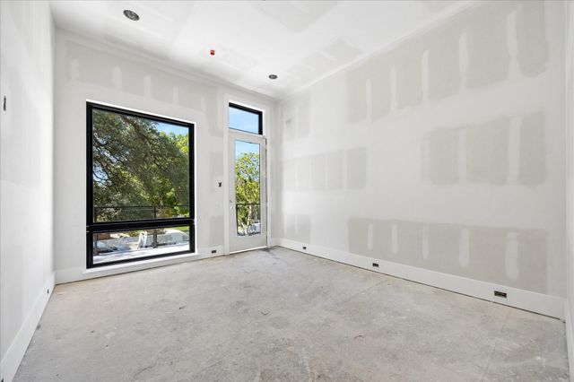 9050 Elizabeth Road, Houston, TX 77055