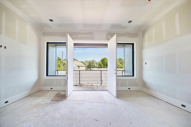 9050 Elizabeth Road, Houston, TX 77055