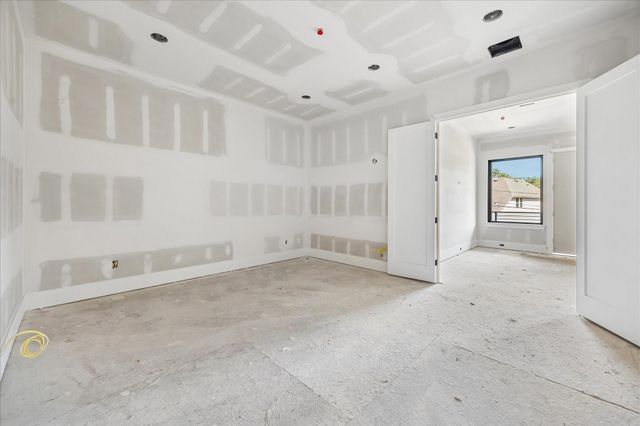 9050 Elizabeth Road, Houston, TX 77055