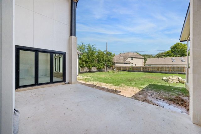 9050 Elizabeth Road, Houston, TX 77055