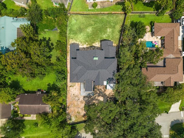9050 Elizabeth Road, Houston, TX 77055