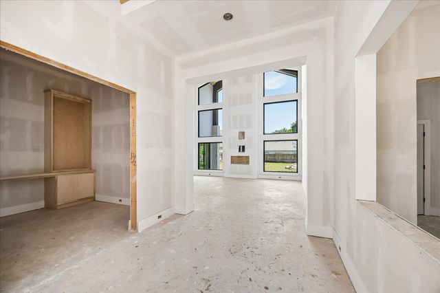 9050 Elizabeth Road, Houston, TX 77055