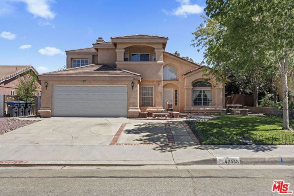 42438 56th Street, Lancaster, CA 93536