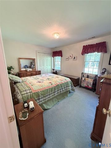2301 Chartstone Dr, Midlothian, VA 23113