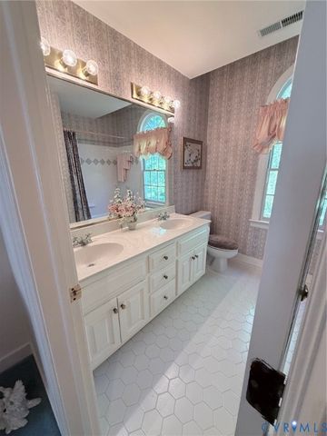 2301 Chartstone Dr, Midlothian, VA 23113