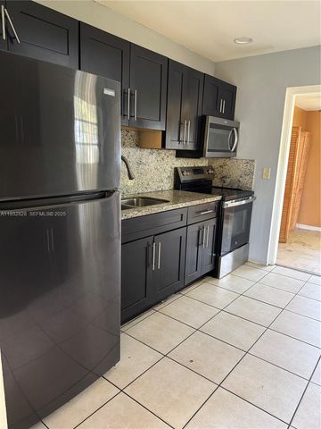 2620 SW 53rd Ave, West Park, FL 33023