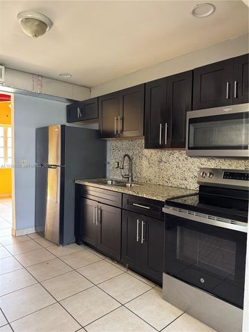 2620 SW 53rd Ave, West Park, FL 33023