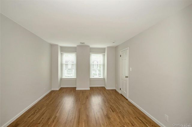 22 Duke Of Gloucest, Manhasset, NY 11030