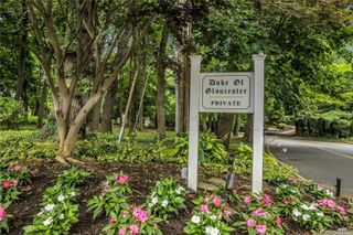 22 Duke Of Gloucest, Manhasset, NY 11030