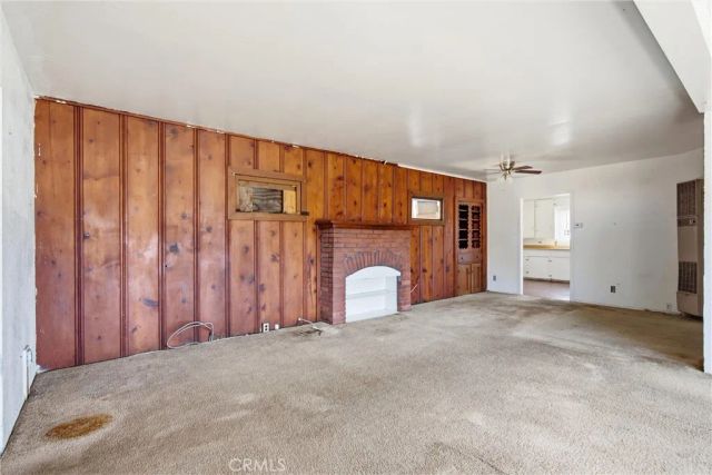 2425 W Occidental Street, Santa Ana, CA 92704