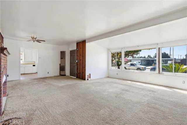 2425 W Occidental Street, Santa Ana, CA 92704