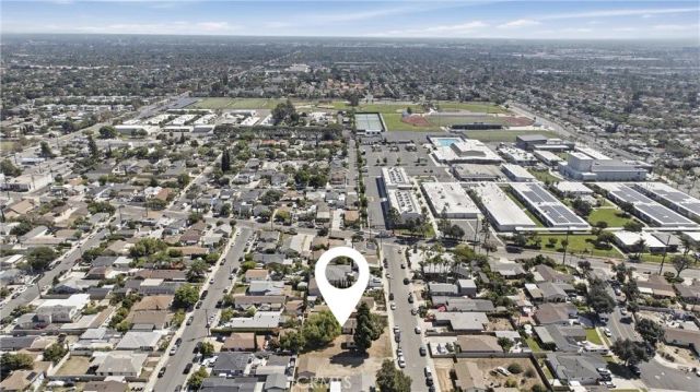 2425 W Occidental Street, Santa Ana, CA 92704
