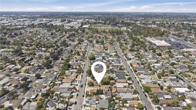 2425 W Occidental Street, Santa Ana, CA 92704