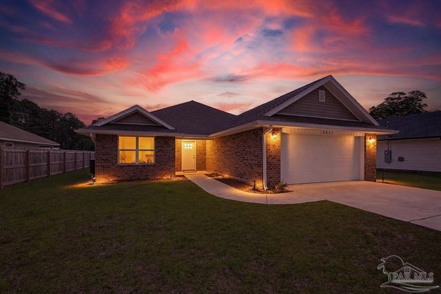 10427 Tanton Rd, Pensacola, FL 32506