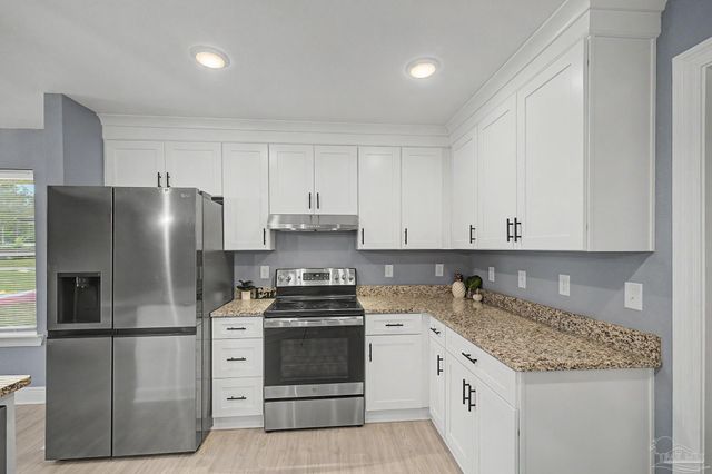 10427 Tanton Rd, Pensacola, FL 32506