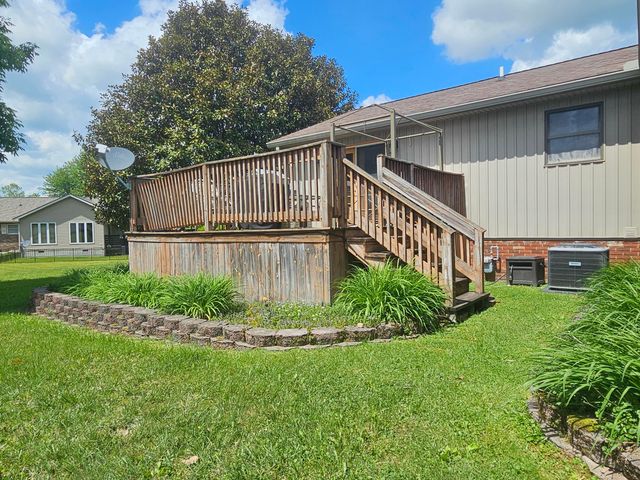 225 Potter Lane, Morehead, KY 40351