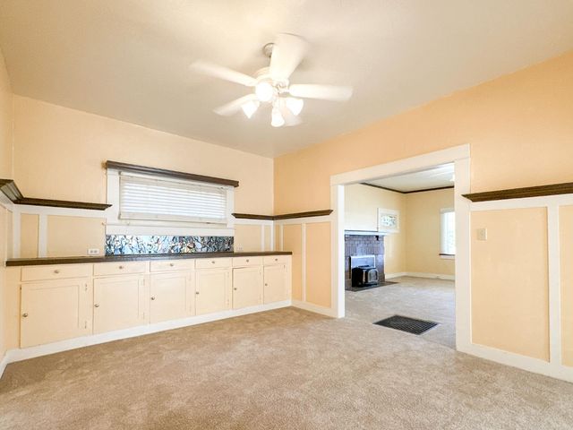 123 Almond Ave, Modesto, CA 95354