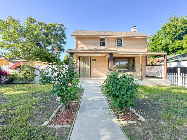 123 Almond Ave, Modesto, CA 95354