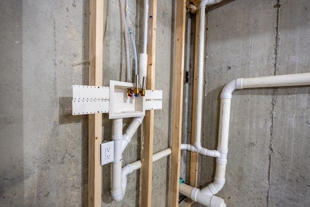 159 State Street, New Bedford, MA 02740