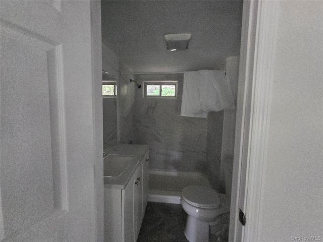 13 S Shore Drive, Middletown, NY 10940