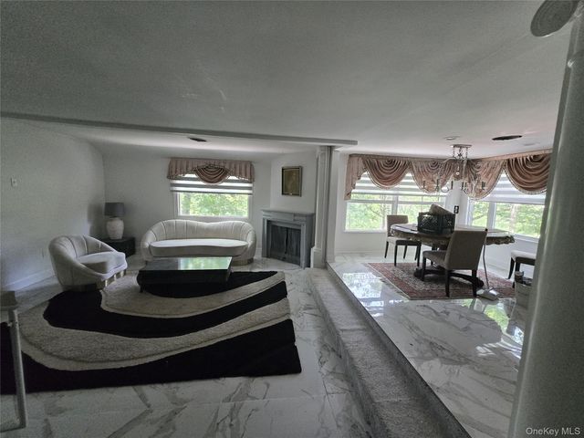 13 S Shore Drive, Middletown, NY 10940