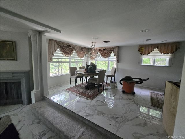 13 S Shore Drive, Middletown, NY 10940