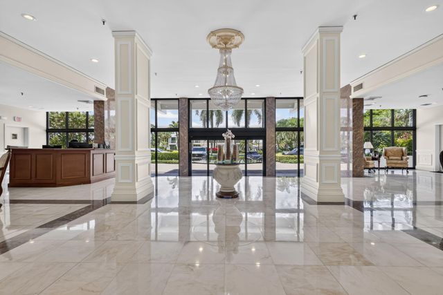 2917 S Ocean Boulevard, Highland Beach, FL 33487