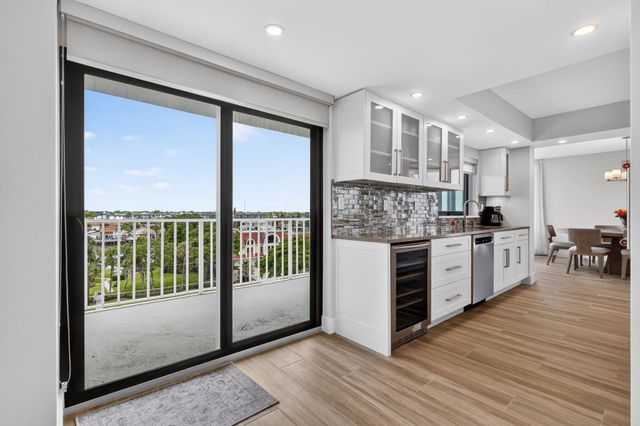 2917 S Ocean Boulevard, Highland Beach, FL 33487