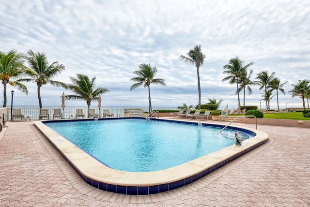 2917 S Ocean Boulevard, Highland Beach, FL 33487