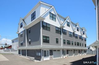25 Beaumont Street 25, Fairfield, CT 06824