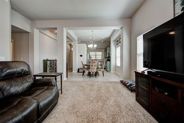 19112 Hecho Drive, Edmond, OK 73012