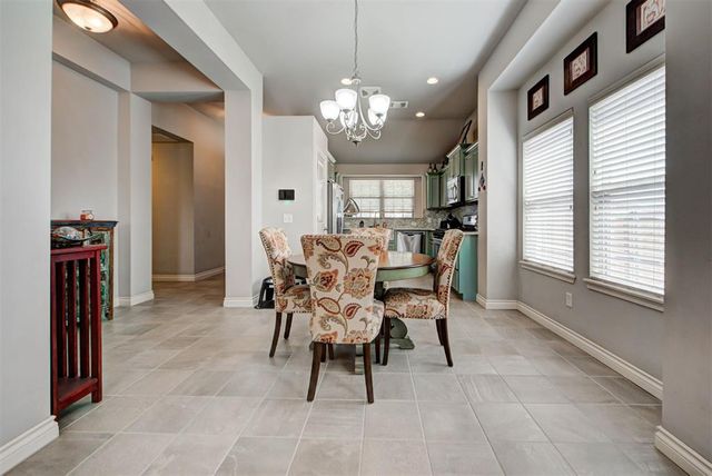 19112 Hecho Drive, Edmond, OK 73012