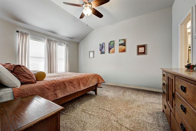 19112 Hecho Drive, Edmond, OK 73012