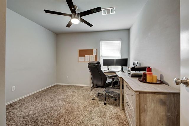 19112 Hecho Drive, Edmond, OK 73012