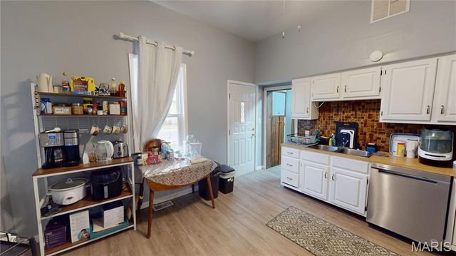 224 Vine Street, Greenville, IL 62246