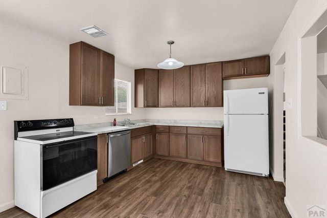 3825 Azalea St, Pueblo, CO 81005