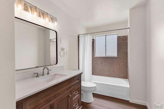 3825 Azalea St, Pueblo, CO 81005