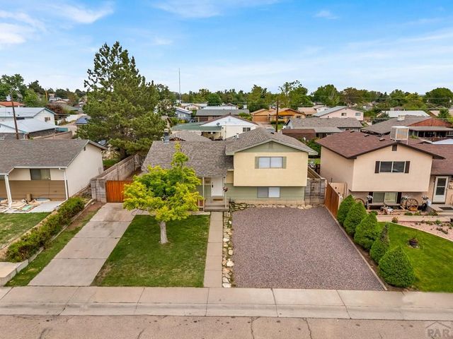 3825 Azalea St, Pueblo, CO 81005