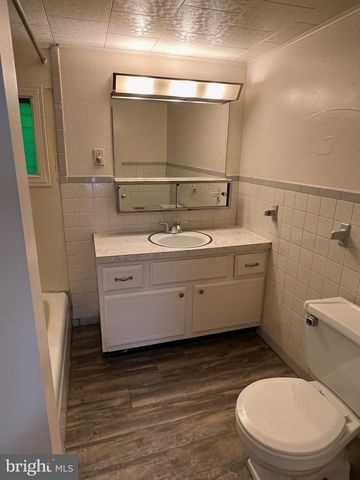 547 MANOR ST, Lancaster, PA 17603