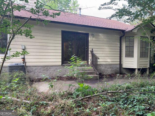 126 Oak Circle, Stockbridge, GA 30281