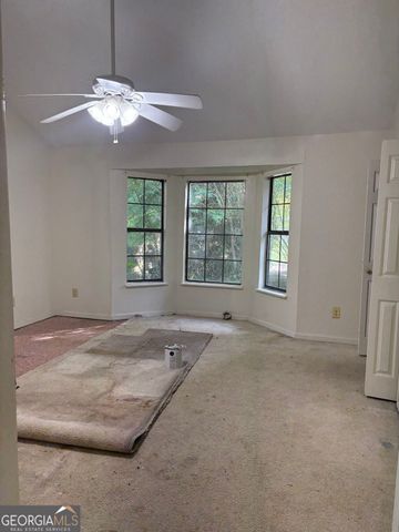 126 Oak Circle, Stockbridge, GA 30281