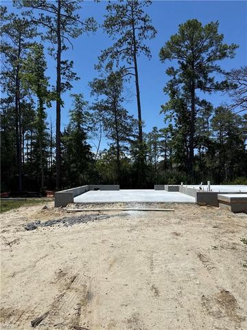 1904 McCoy Rd, Chesapeake, VA 23323