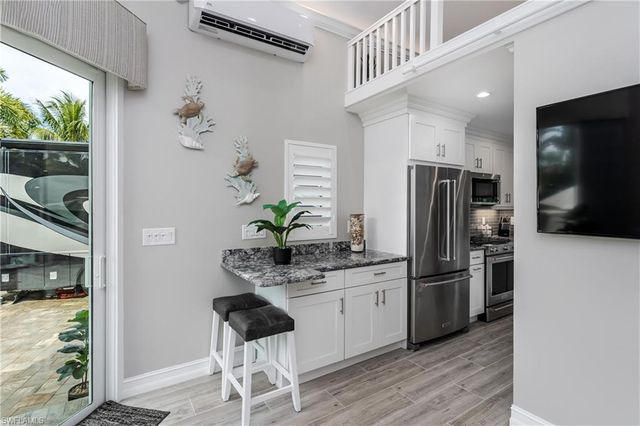 13411 Snook CIR, Naples, FL 34114