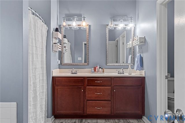 10548 Deerlake Dr, New Kent, VA 23124