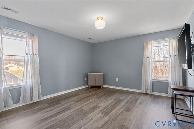 10548 Deerlake Dr, New Kent, VA 23124