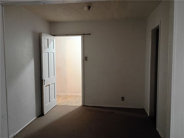 2141 Karen Dr, Corpus Christi, TX 78416