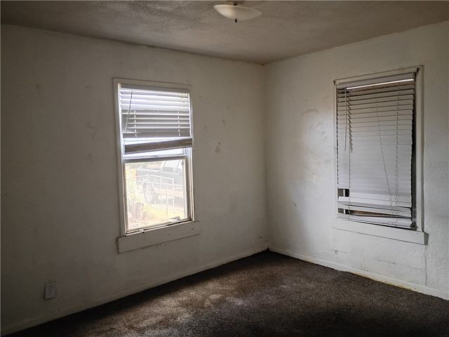 2141 Karen Dr, Corpus Christi, TX 78416